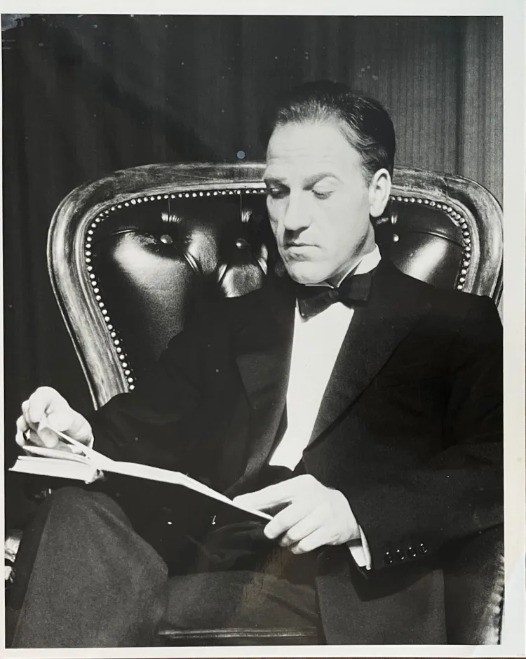 Photo of Paul Stewart as Oliver St John Gogarty 1983