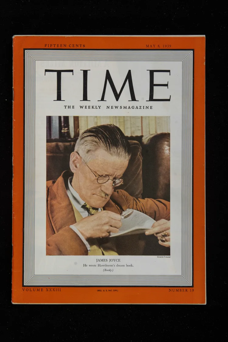 TIME,XXXIII.19, May 8 1939, photo of Joyce on cover